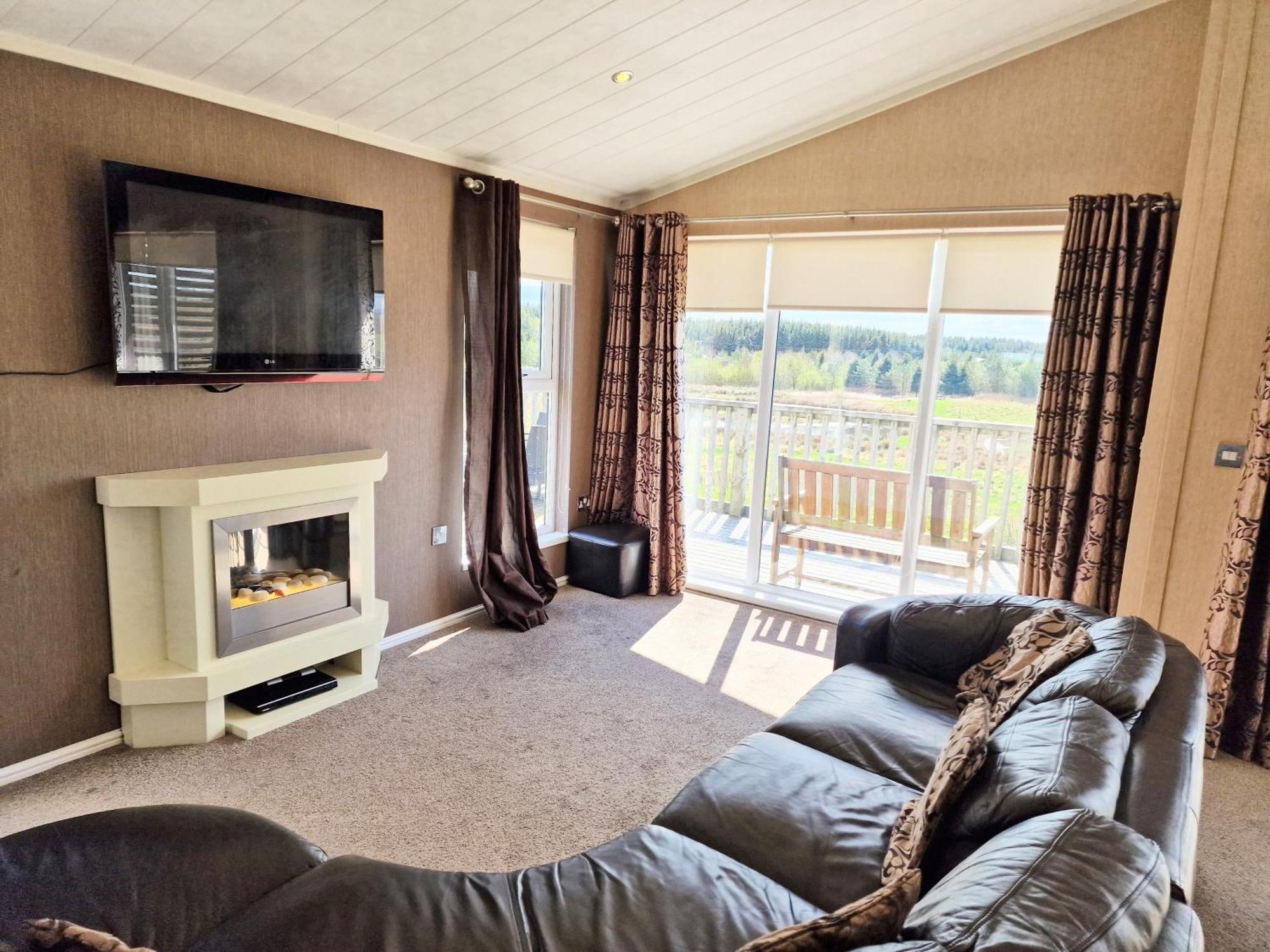KeltyBenarty 11 With Private Hot Tub - Fife - Loch Leven - Lomond Hills - Pet Friendly别墅 外观 照片